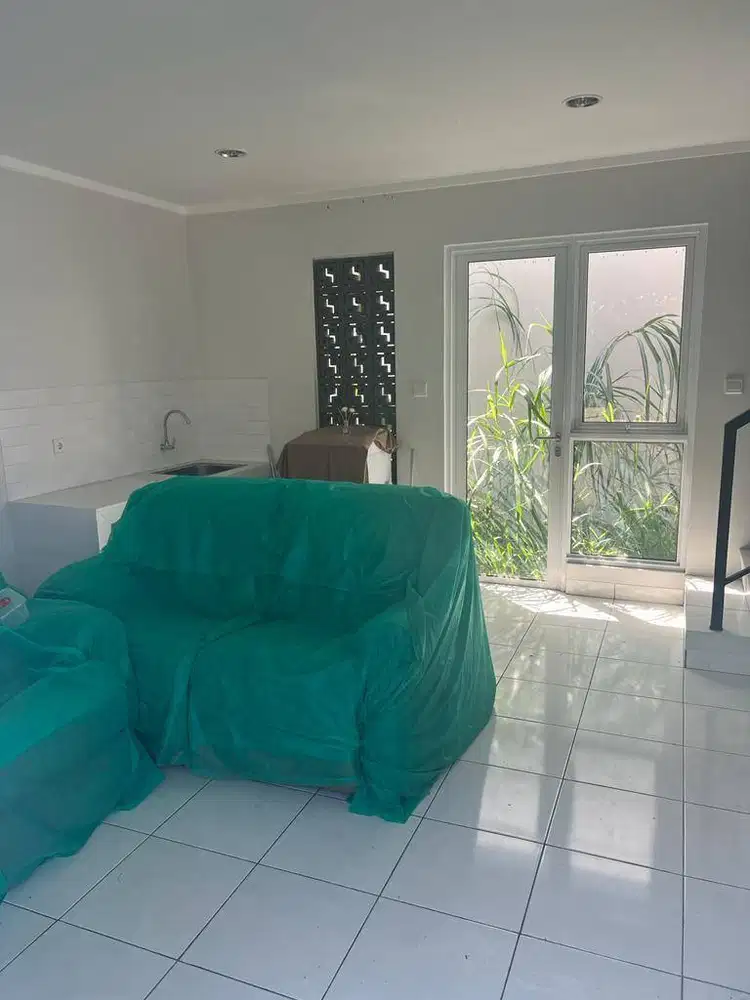 Rumah 2 Lantai Siap Huni di Summarecon Bandung