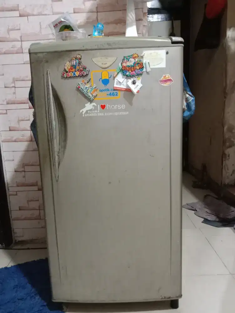 KULKAS 1 PINTU SANYO SR-LV190F