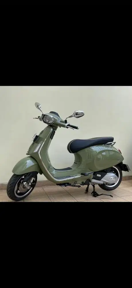 Jual vespa sprint 150 green tenan 2024