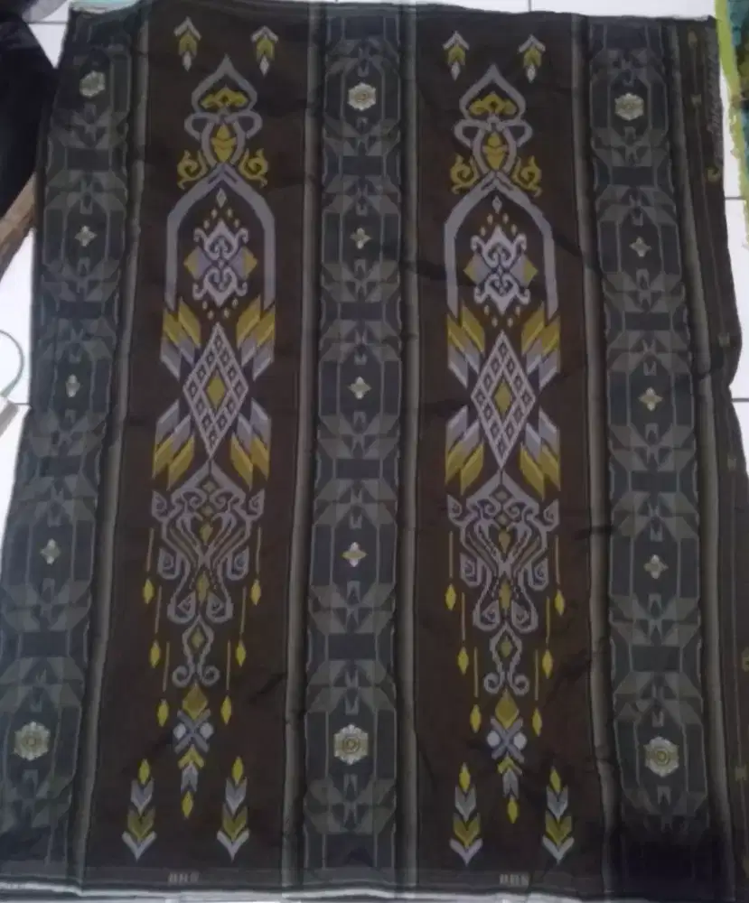 Sarung BHS second like new