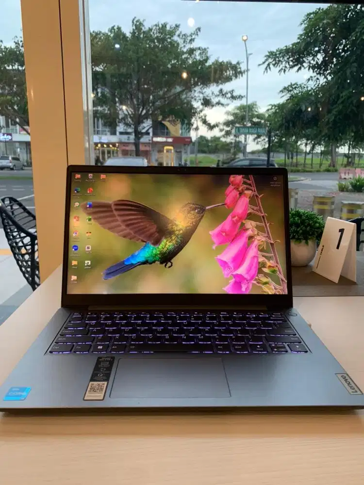 Laptop Lenovo Ideapad Slim 3