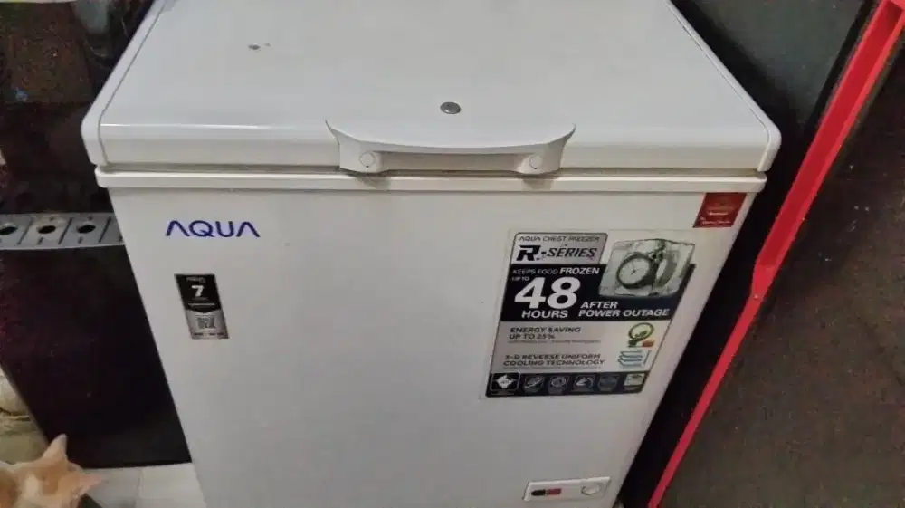 Freezer Aqua 200 liter masih ada garansi