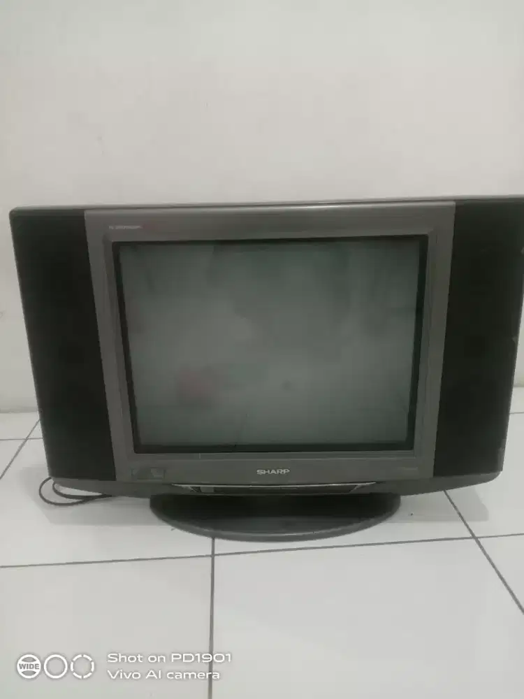Tv sharp tabung