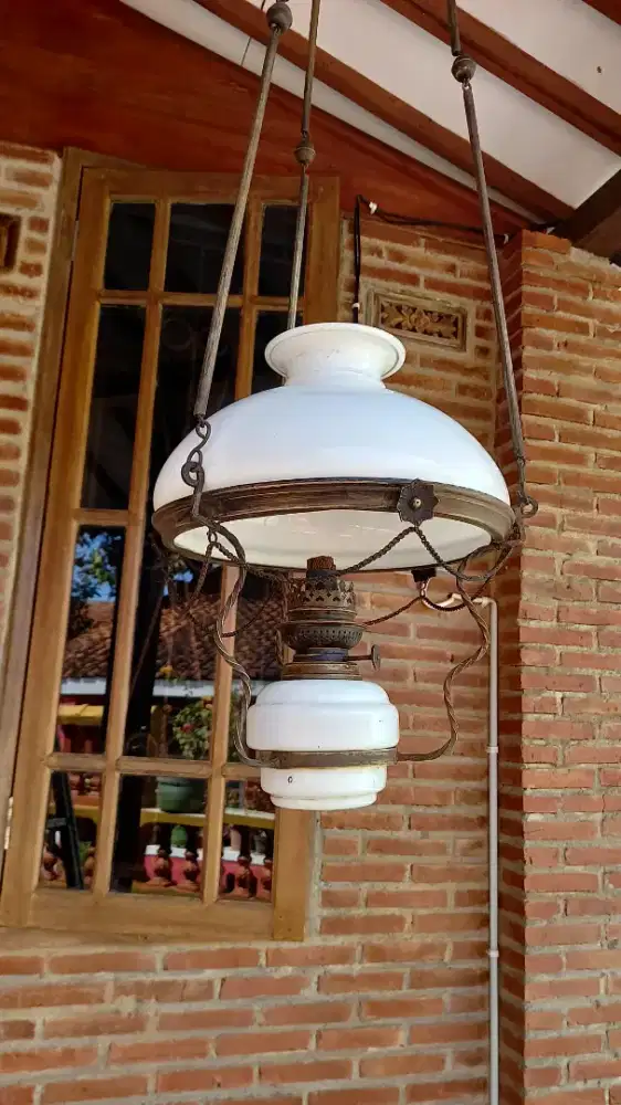 Lampu Gantung Kuningan Kuno