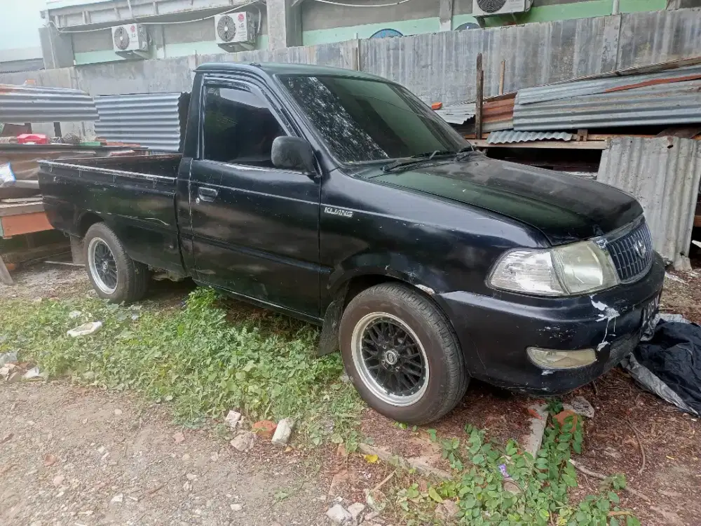 Kijang pickup bensin tahun 2002