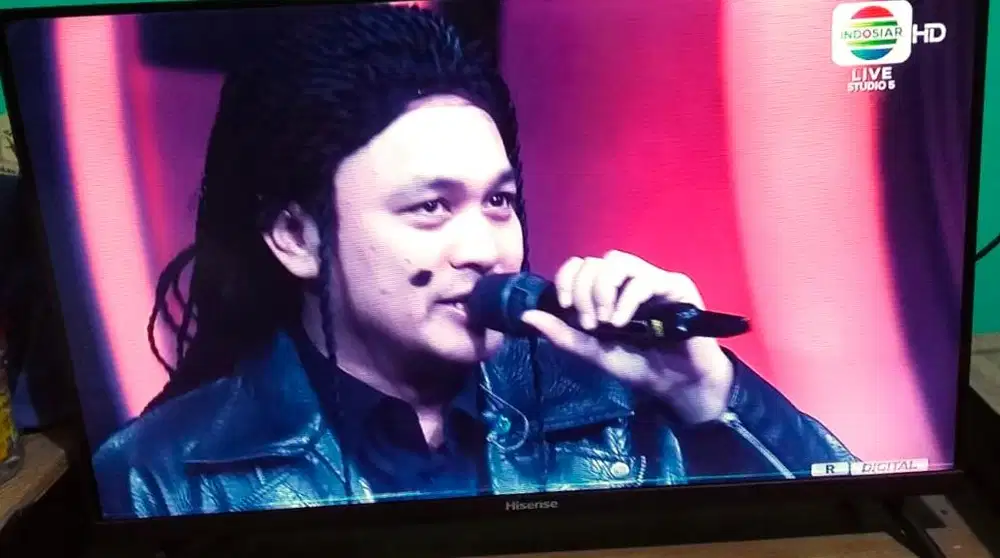 Di jual aja tv hubsense 32in