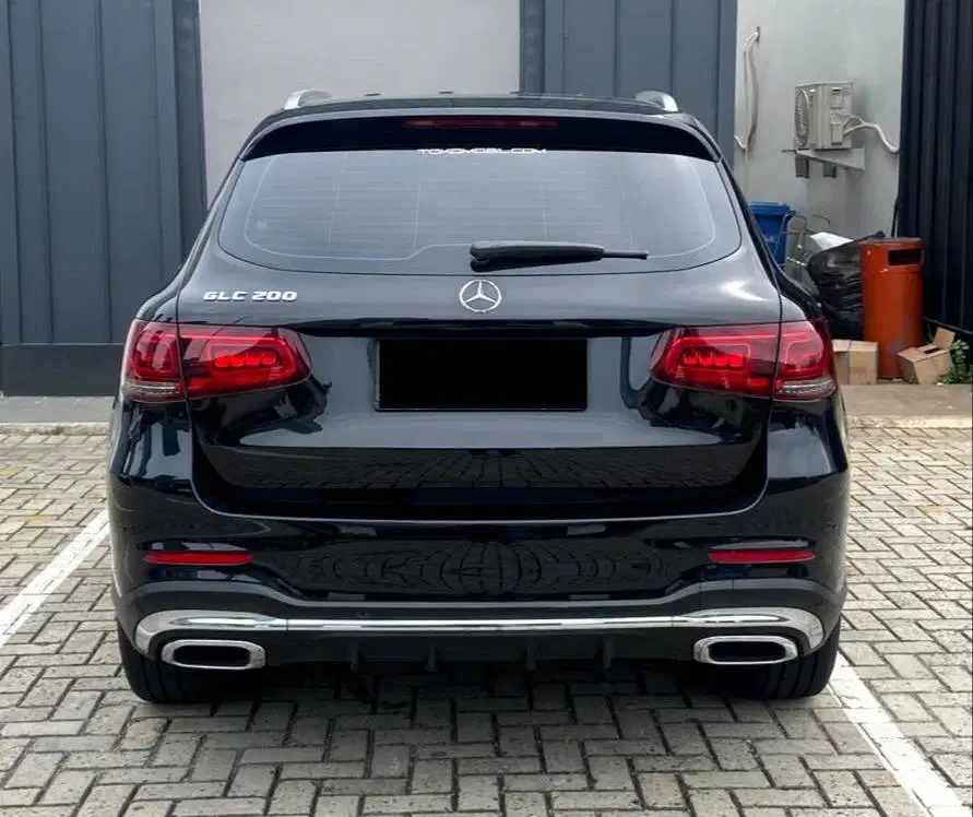 GLC200 2.0 AMG Line 2020 Hitam Facelift Kredit TDP MINIM