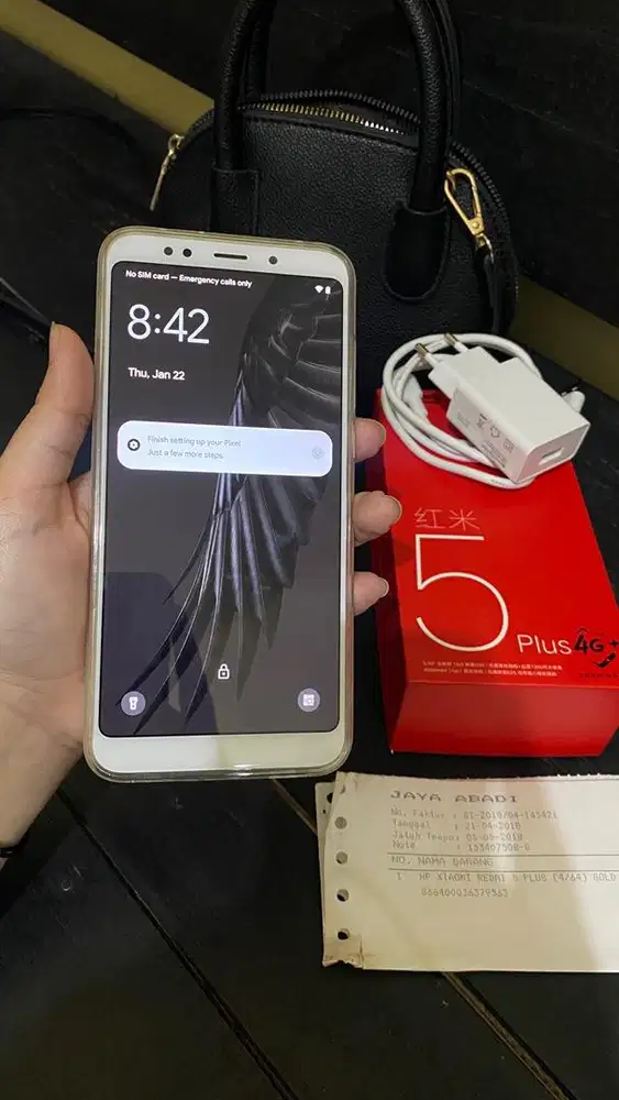 REDMI 5PLUS 4/64GB (ADA BOX + NOTA PEMBELIAN AWAL)