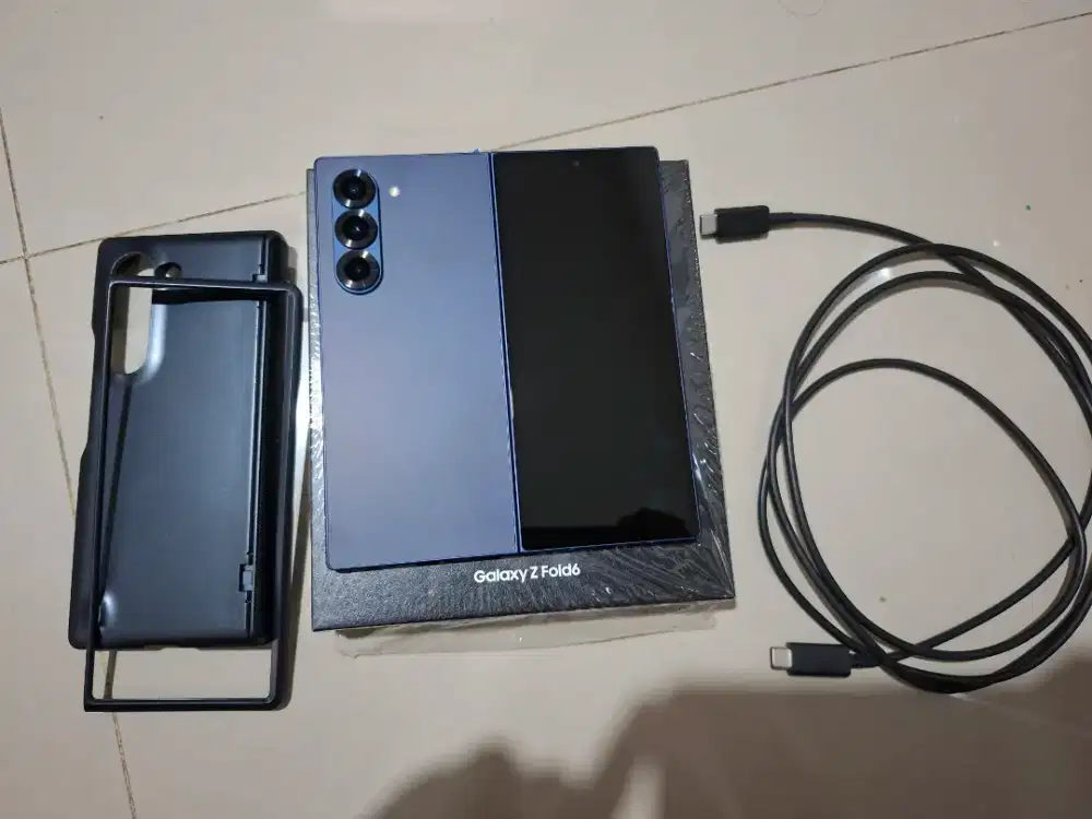 Samsung Z Fold 6 12/512gb Garansi resmi SEIN aktif