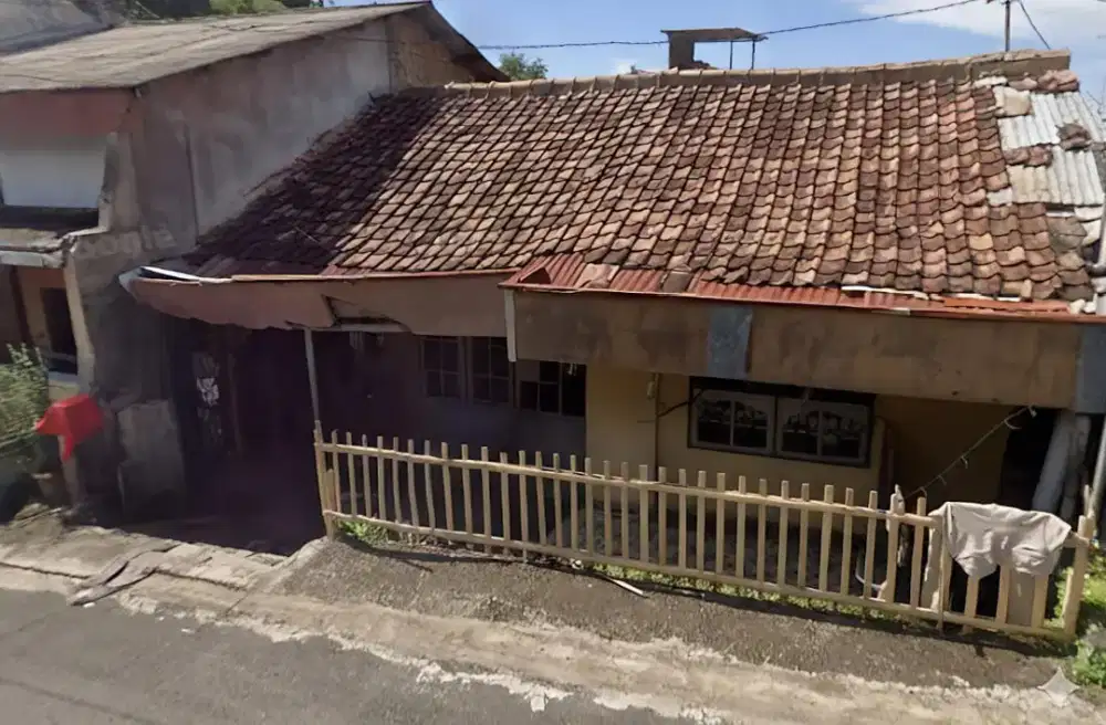 RUMAH 30 METER GOMBEL RAYA JATINGALEH