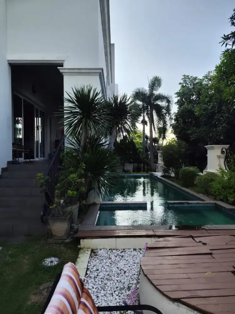 PIK – Rumah Hoek Katamaran Permai 2 Lantai Furnished