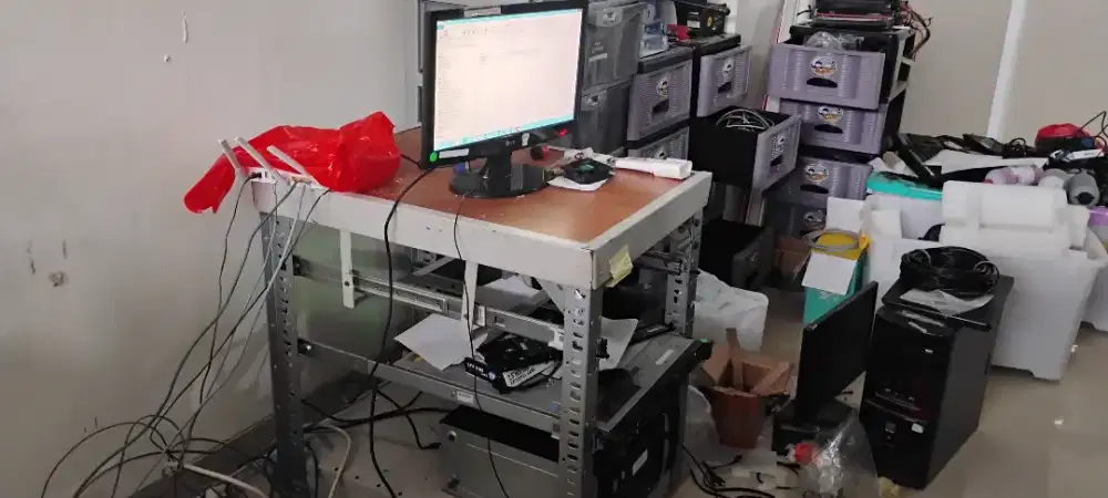 Service Komputer dan Laptop