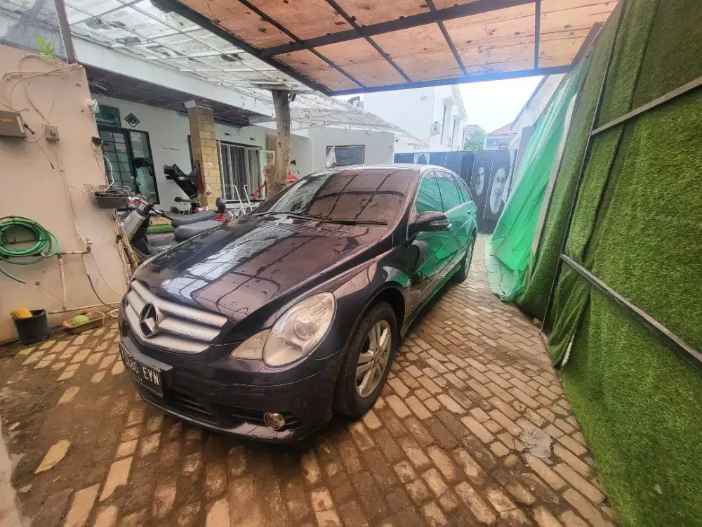 Mercedes Benz R280L KM Low