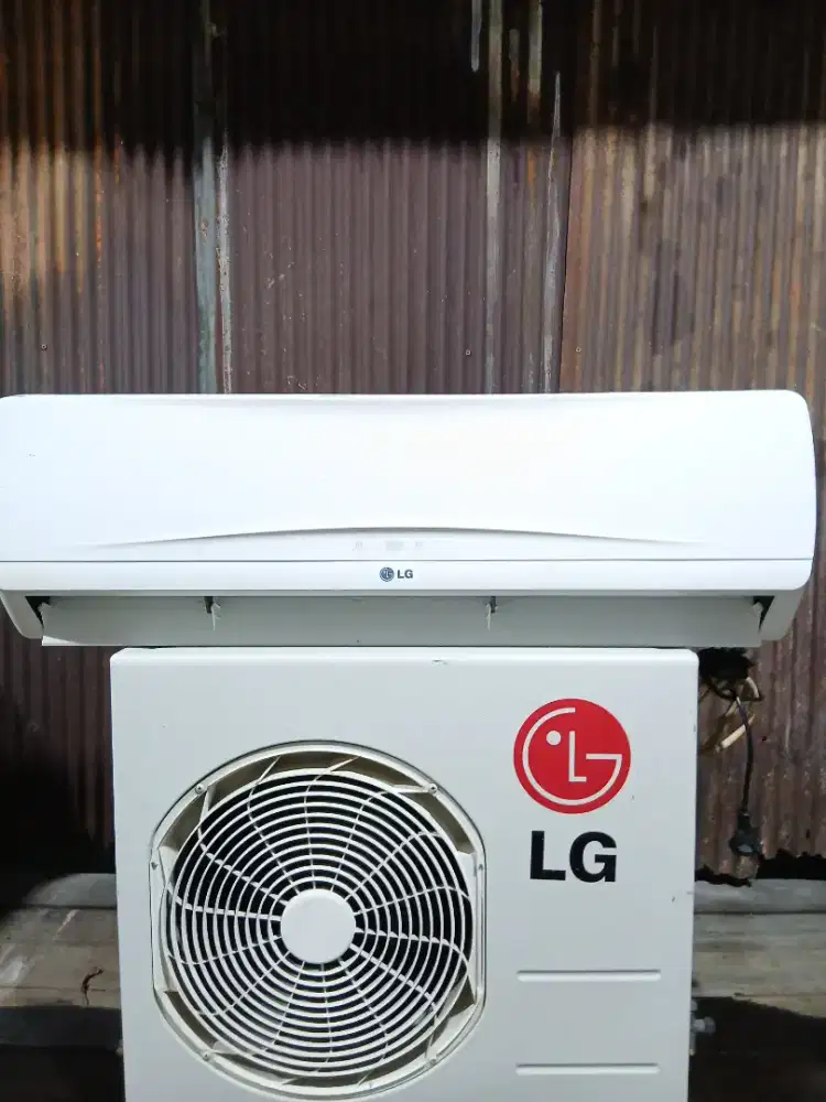 DIJUAL AC BEKAS 1/2 PK GRATIS PASANG