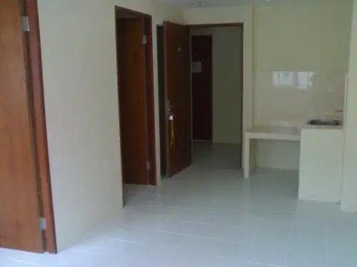 Dijual apartemen city park unfurnished