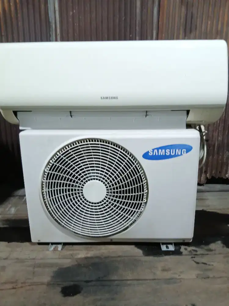 JUAL AC 1/2 PK BEKAS BERGARANSI