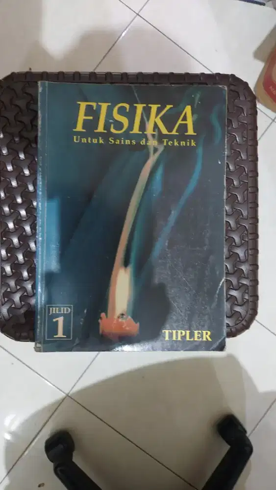 Buku Fisika Tipler Nego