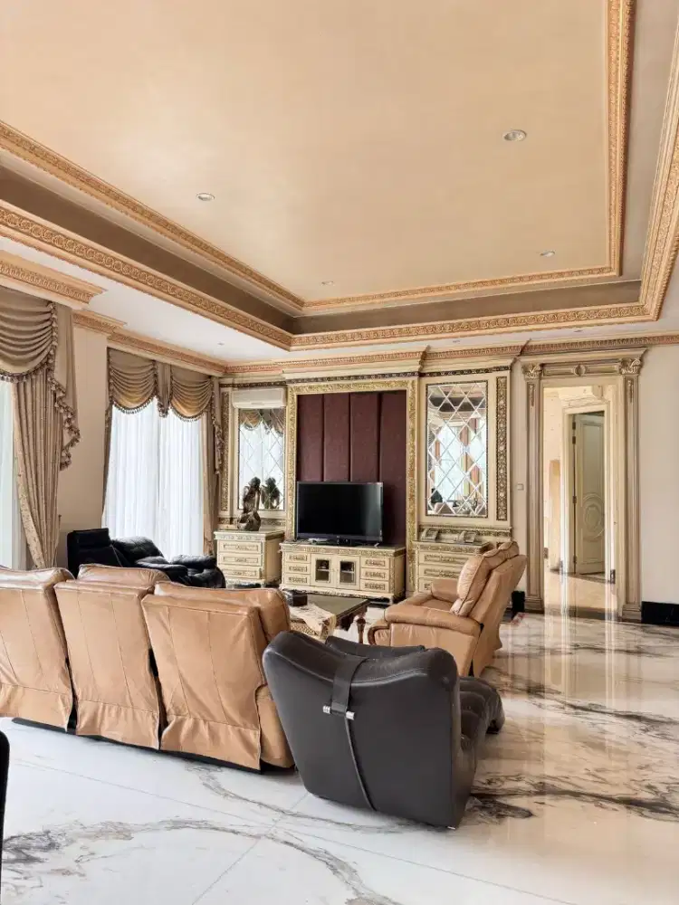 PIK – Mayang Permai Classic Residence