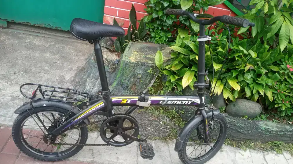 Sepeda lipat merk element size 16in single speed