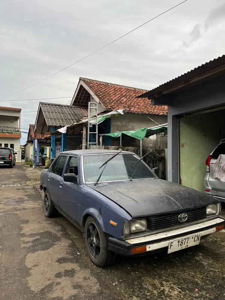 Toyota Corolla Altis 1971 Bensin