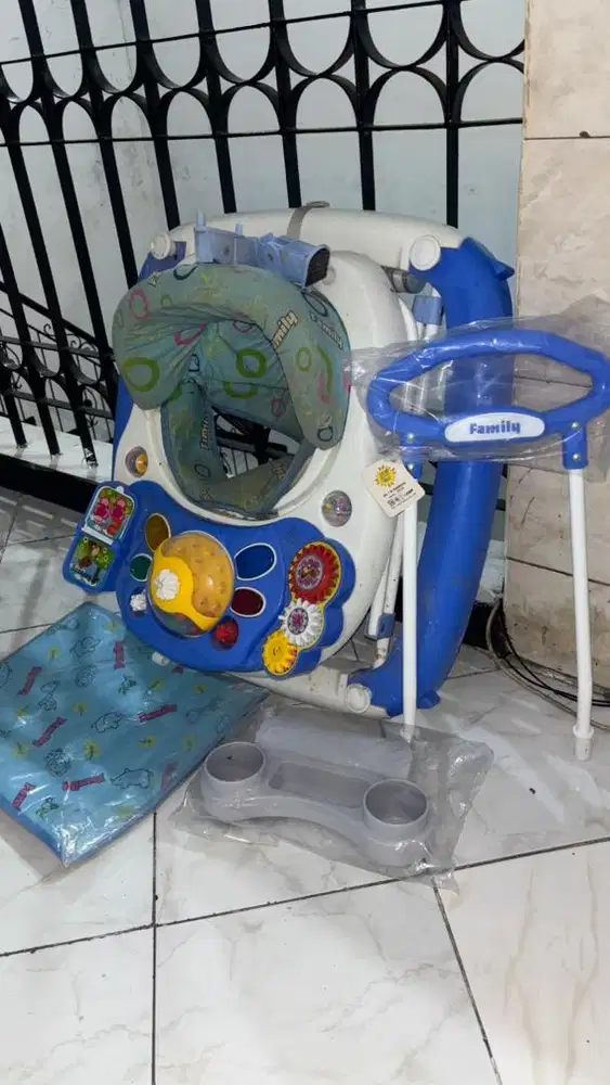 Baby walker family 2115