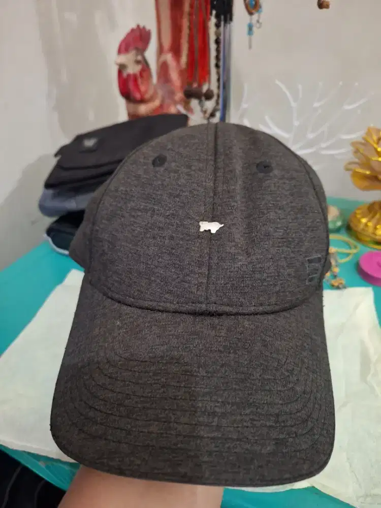 Topi branded 
Braun buffel topi pria 
Limited edition 
Barang terawat