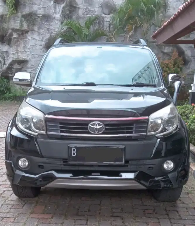 RECORD A2000 ! Toyota Rush TRD ULTIMO MT Th 2017 2016