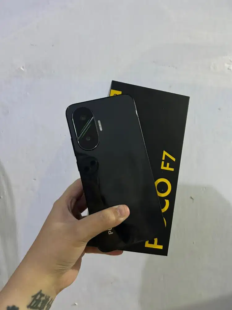 Poco F7 12/512GB