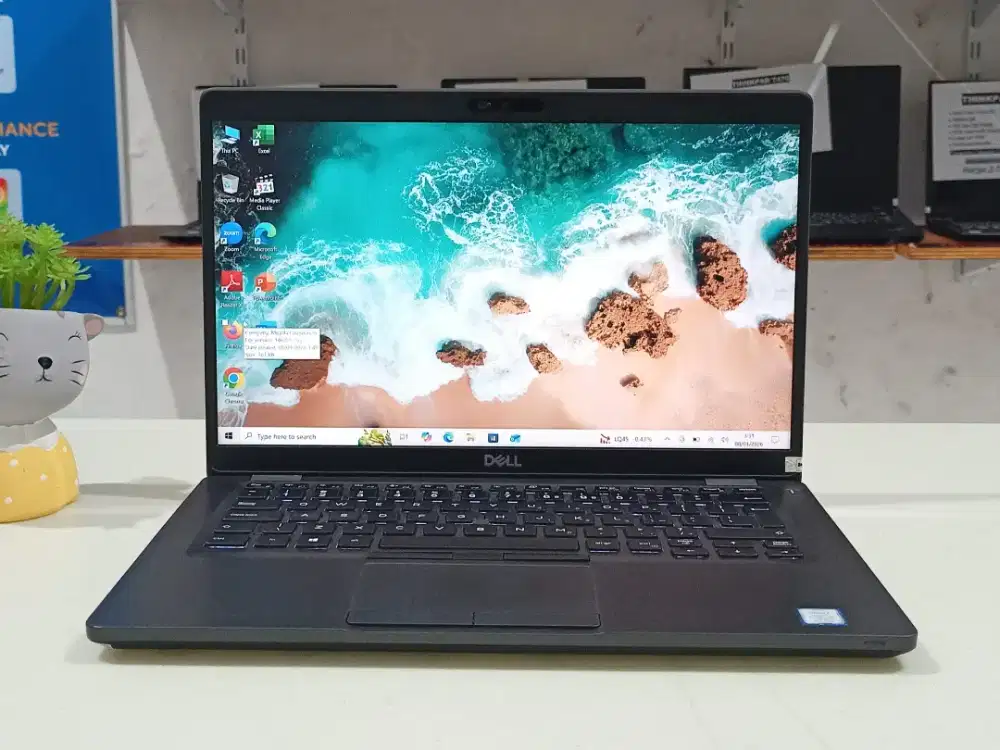 Laptop bekas Dell latitude 5400 Intel Core i5-Gen8, 8GB Touchscreen