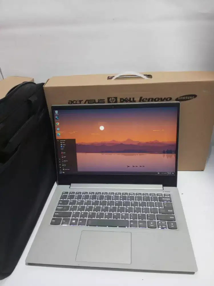 Lenovo S340 Ryzen 3 3200  DDR 8GB SSD 512GB 14 FHD 3 jam backlight