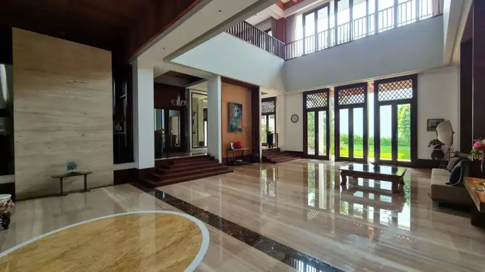 PIK – Rumah Mewah Taman Golf Timur