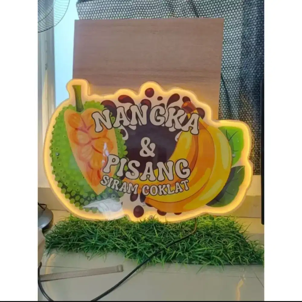 Neon box breket besi costume