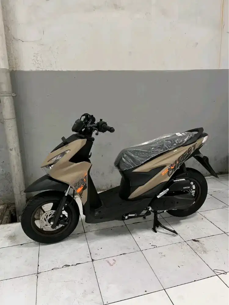 HONDA BEAT STREET BROWN