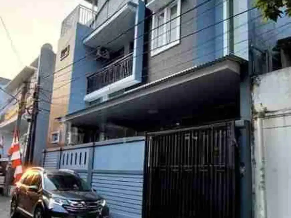 Disewakan Rumah Hook 3 lt di Agung Barat.Sunter Agung