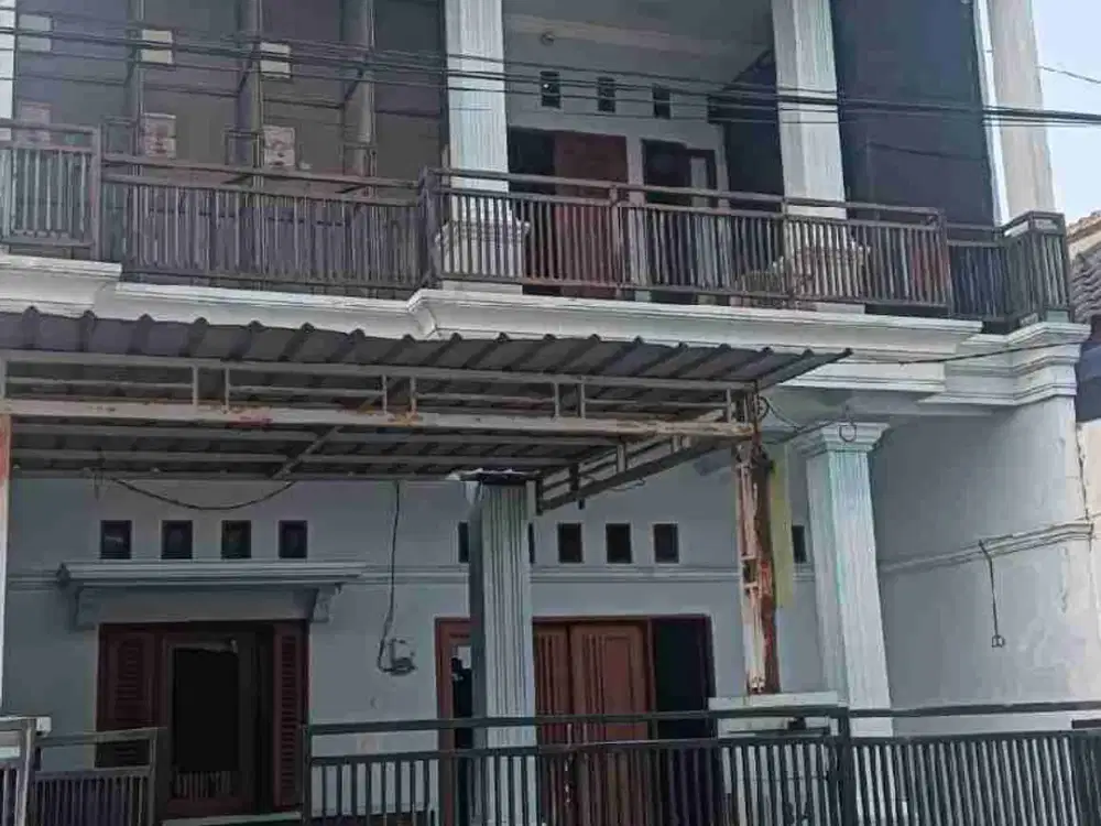 Dijual murah via lelang rumah di Menganti permai Gresik