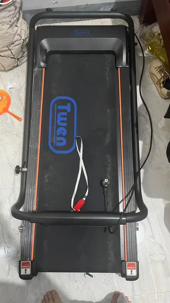 Treadmil alat joging