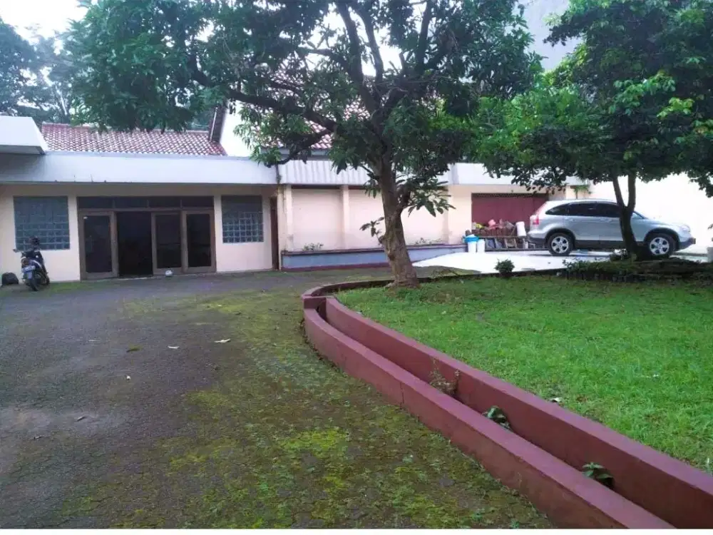 Rumah Antik Dijual – Jalan Raya Pajajaran, Bogor