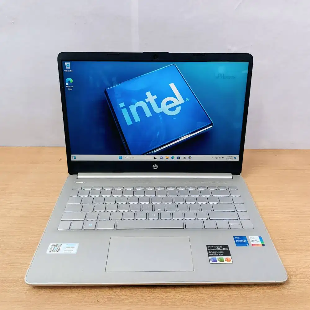 HP 14s dq2xx | core i5-1135G7 8Gb/256Gb | Laptop Mulus Siap Pakai