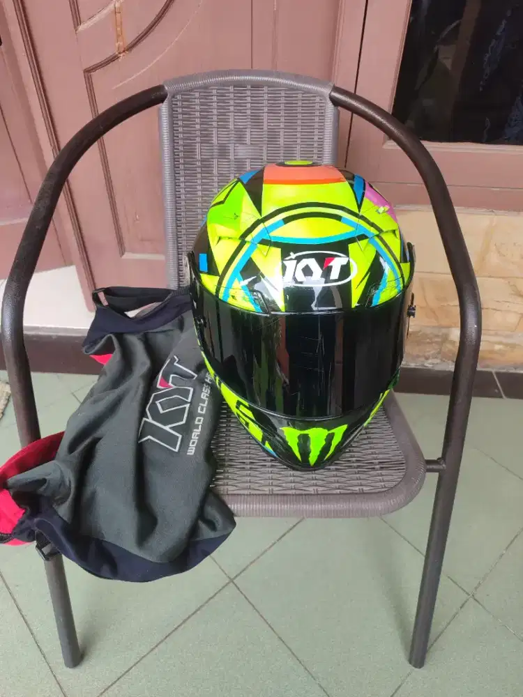 Helm KYT C5 Snell Certification