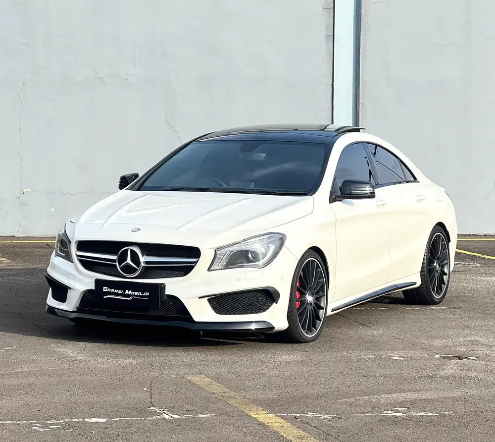 Mercy CLA45 AMG / CLA 45 AMG 2014 / 2017 / Odo 28rbu Miles