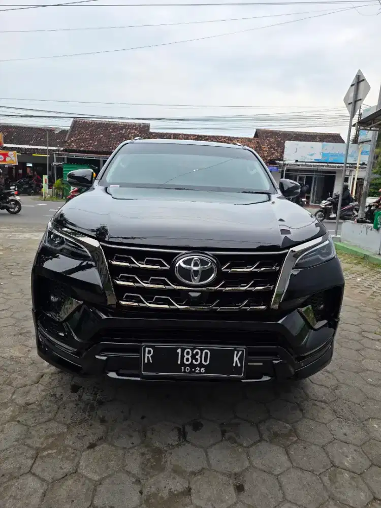 Fortuner gr 2.4 tahun 2021