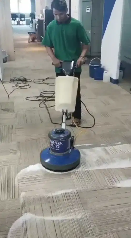 Jasa cuci karpet kantor karpet masjid cuci sofa, panggilan