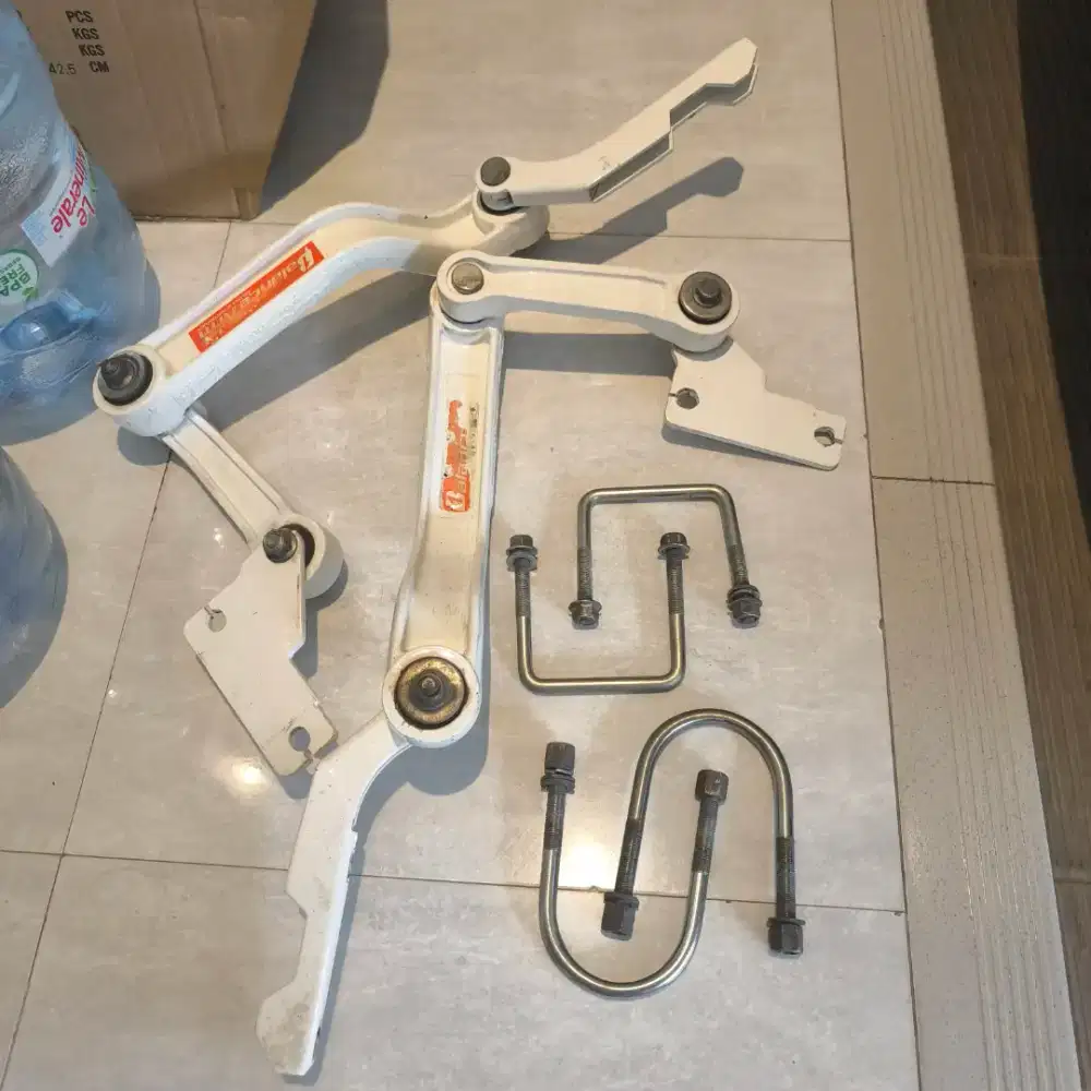 balance arm JS1 Thailand Pajero Sport