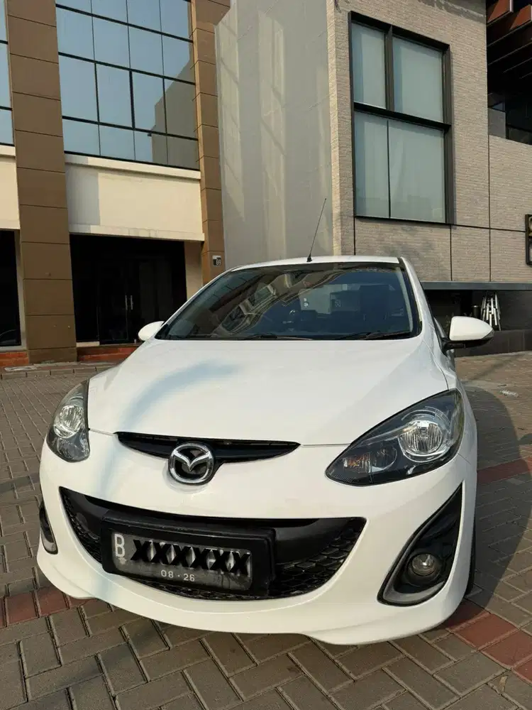 Mazda 2 2014 Bensin