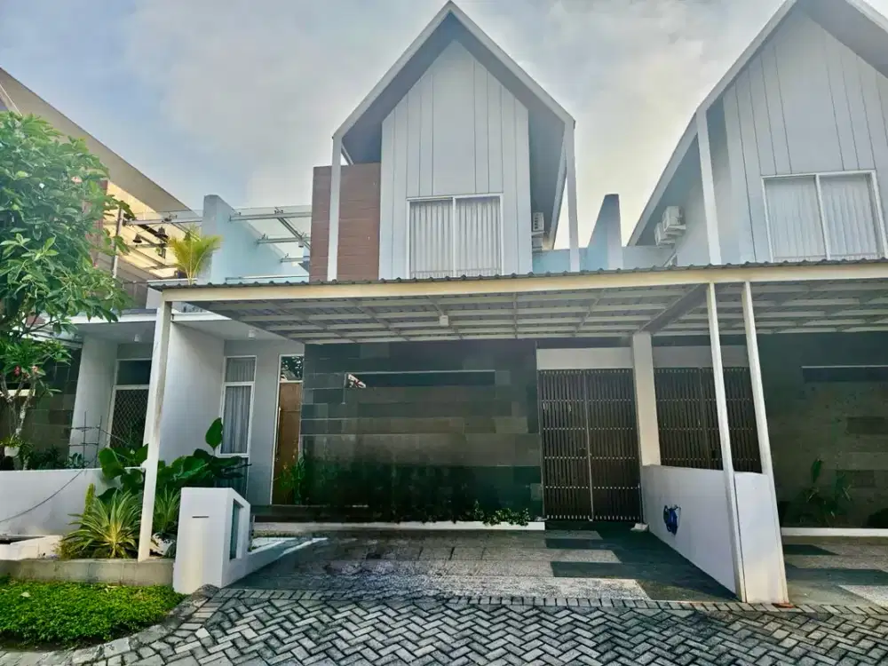DIJUAL RUMAH ROYAL RESIDENCE HAMPTON FURNISH 3KT DEKAT TOL PAKUWON MAL