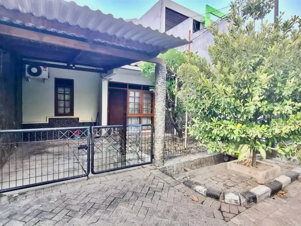 DIJUAL RUMAH BABATAN PRATAMA 1 LT 2KT FULL BANGUNAN DEKAT TOL WIYUNG