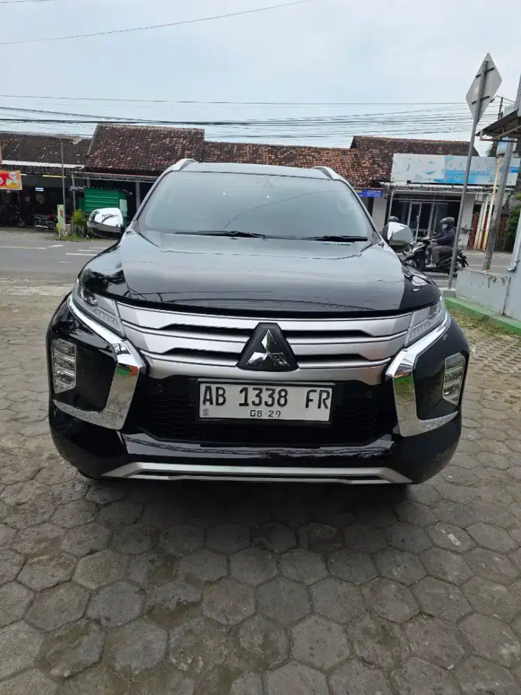 Pajero sport dakar 4x2 tahun 2024