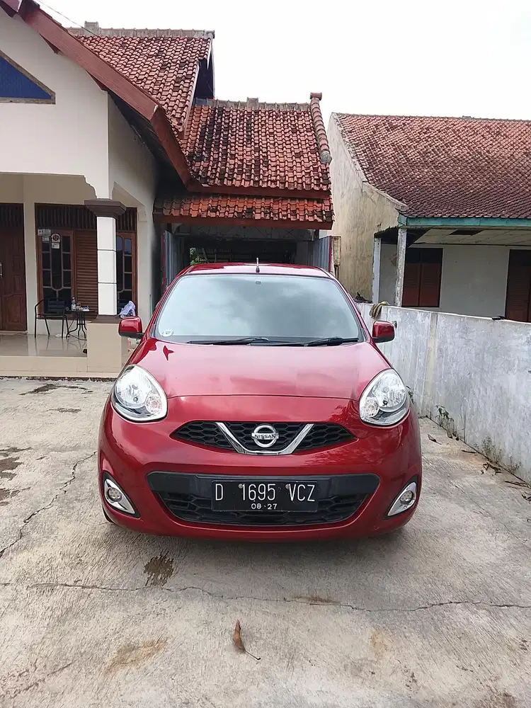 Nissan March 2015 Bensin