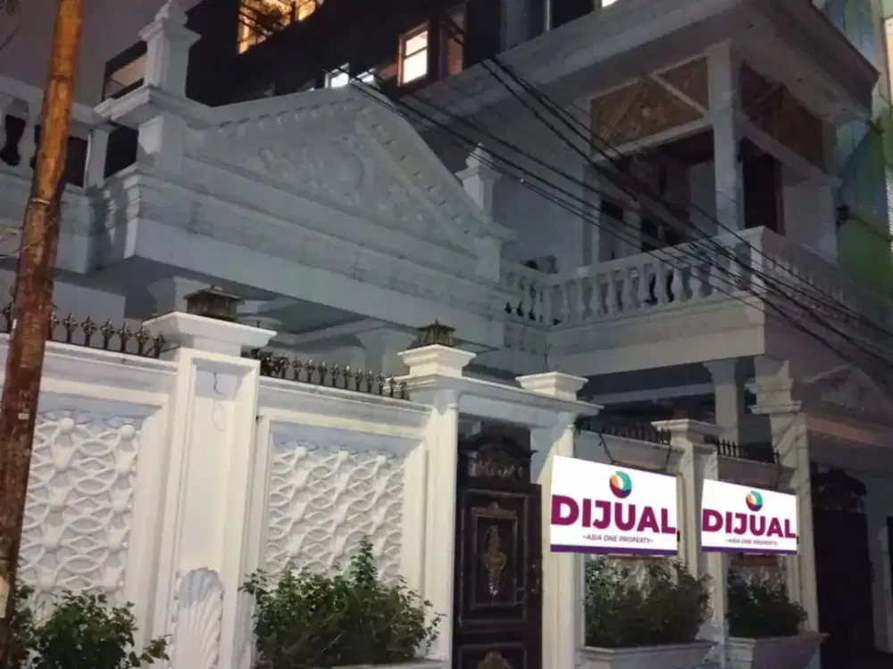 Dijual rumah mewah bebas banjir di Duren Sawit Jakarta Timur