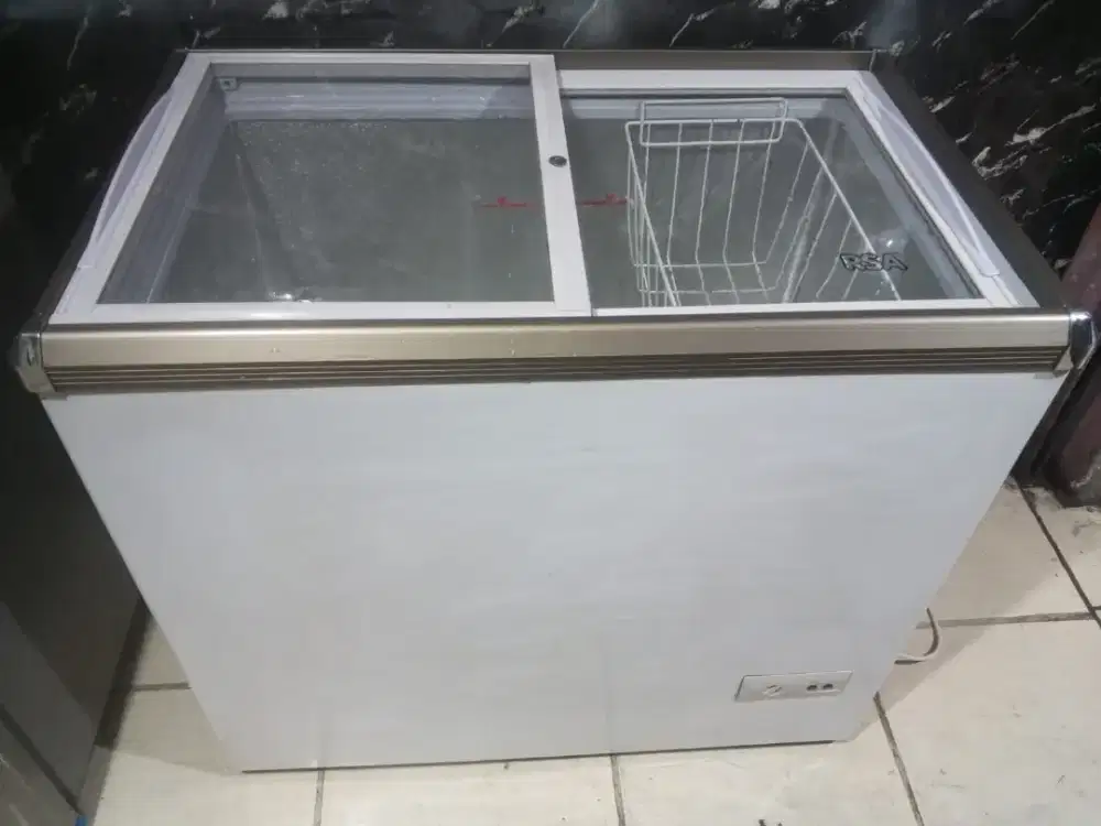 Jual butuh freezer box sleding kaca kapasitas 171 liter ORISINIL